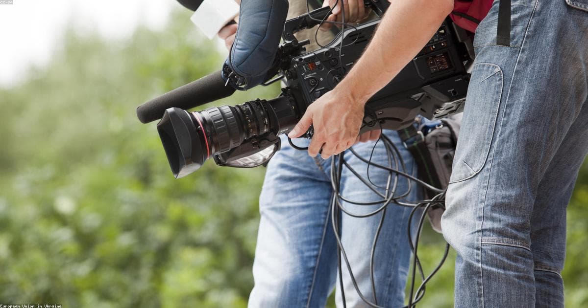 Cover Image for Link in Bio for YouTubers: Sponsors, Gear Lists, Video Resources & Channel Hubs (2026)